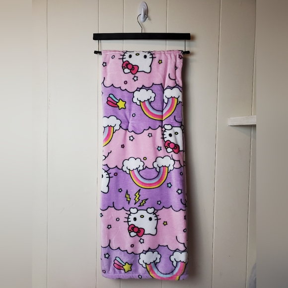 HELLO KITTY Sanrio purple stormy rainbow plush throw blanket - Picture 1 of 3